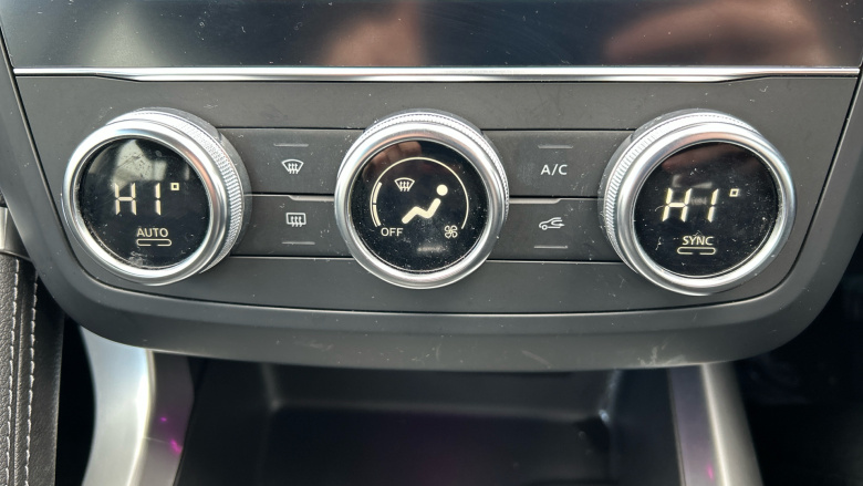 Renault Kadjar 1.3 TCE Techno 5dr Petrol Hatchback